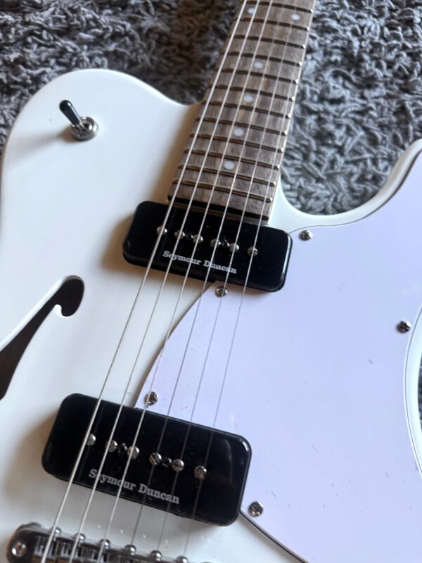 Fender Jim Adkins JA-90 Telecaster Thinline – White – South Austin